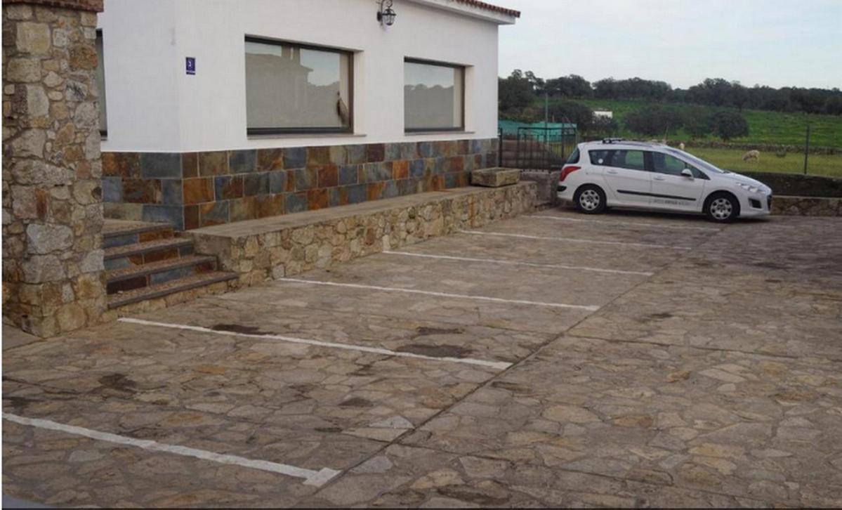 Apartamento Loft La Encina Torrejón el Rubio Esterno foto