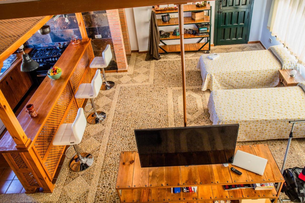 Apartamento Loft La Encina Torrejón el Rubio Esterno foto