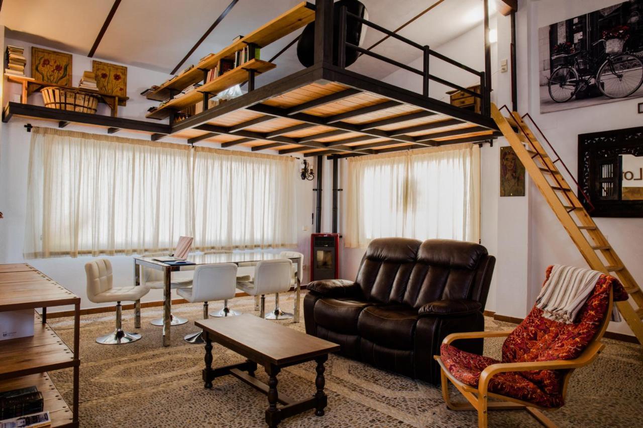 Apartamento Loft La Encina Torrejón el Rubio Esterno foto